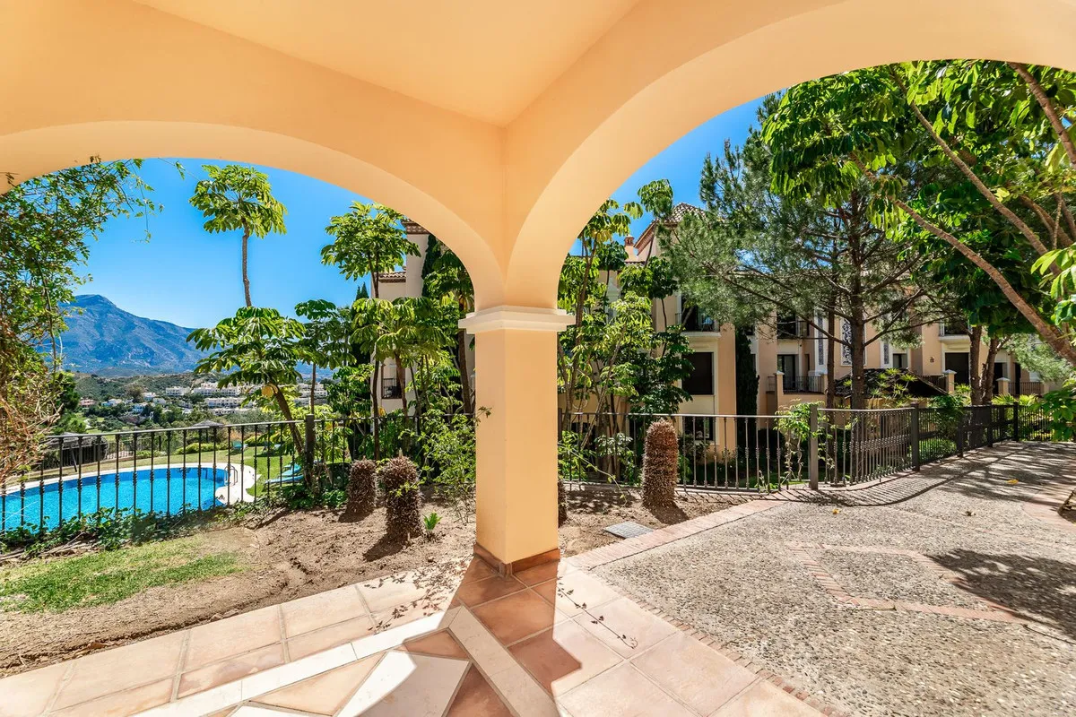 dec3f97d-7ce1-481e-8804-53652d7a8178