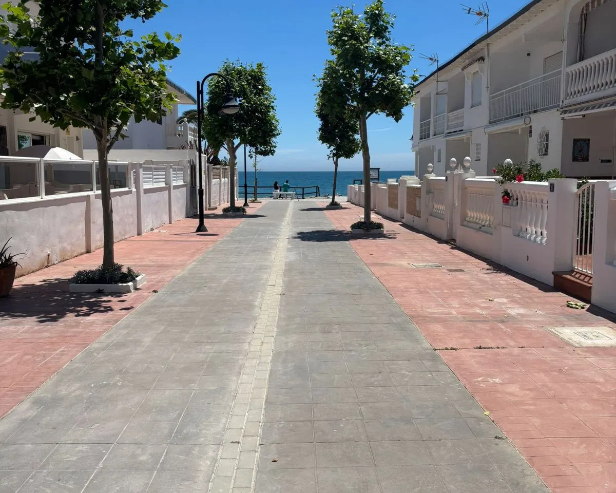 b7c6d414-3ac4-4733-a3a4-af54aa9228d2