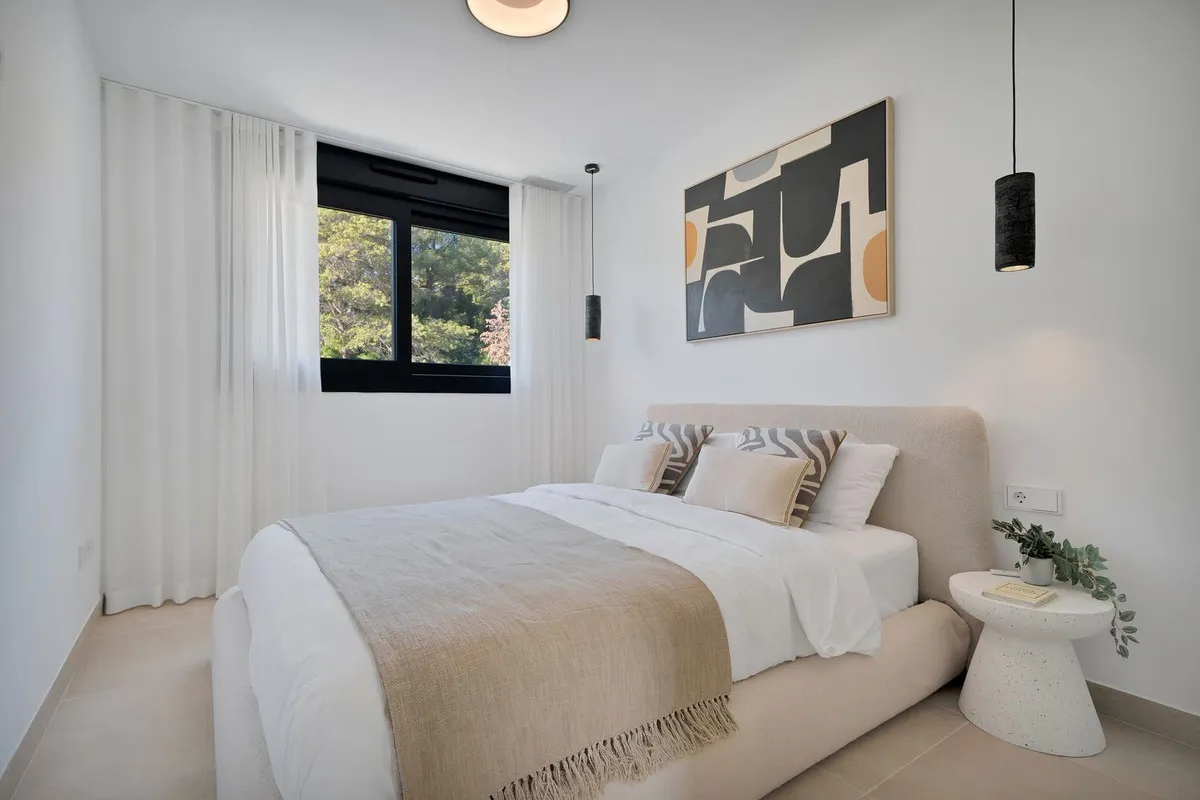 09e1f413-25cf-42fe-9d02-c7a3feada5b8