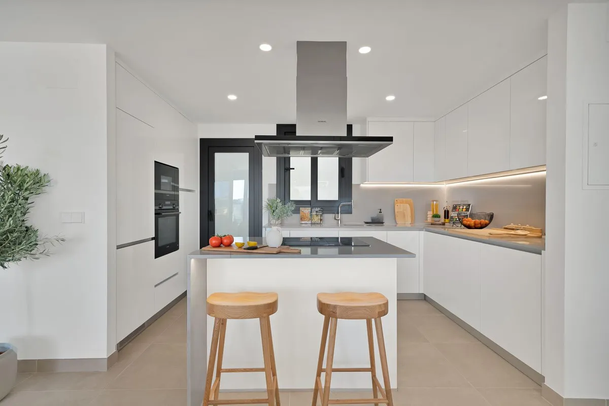 7f4277db-e5d8-4717-a7cf-2bf394fbd211