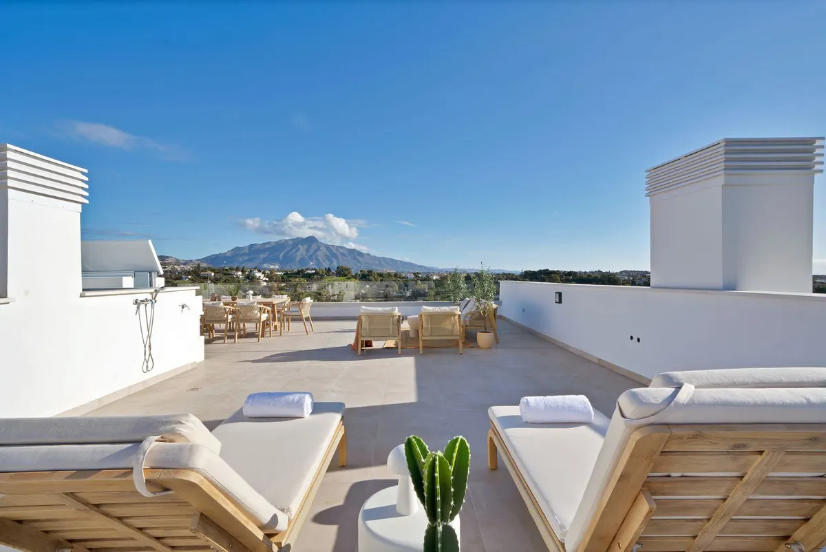 b0b80a0f-d036-4052-a3d4-74a6f24c76c6