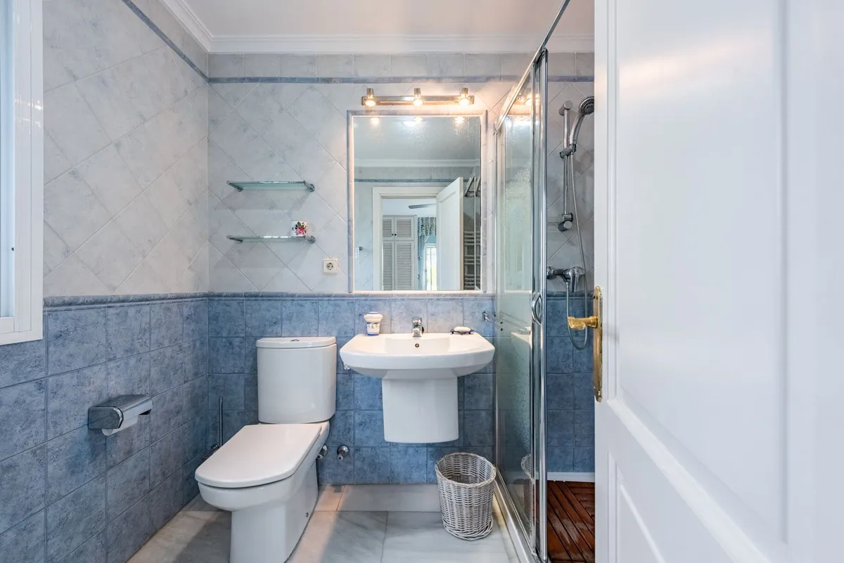 0c4ca8a9-6954-4c86-a24d-946675c2401a