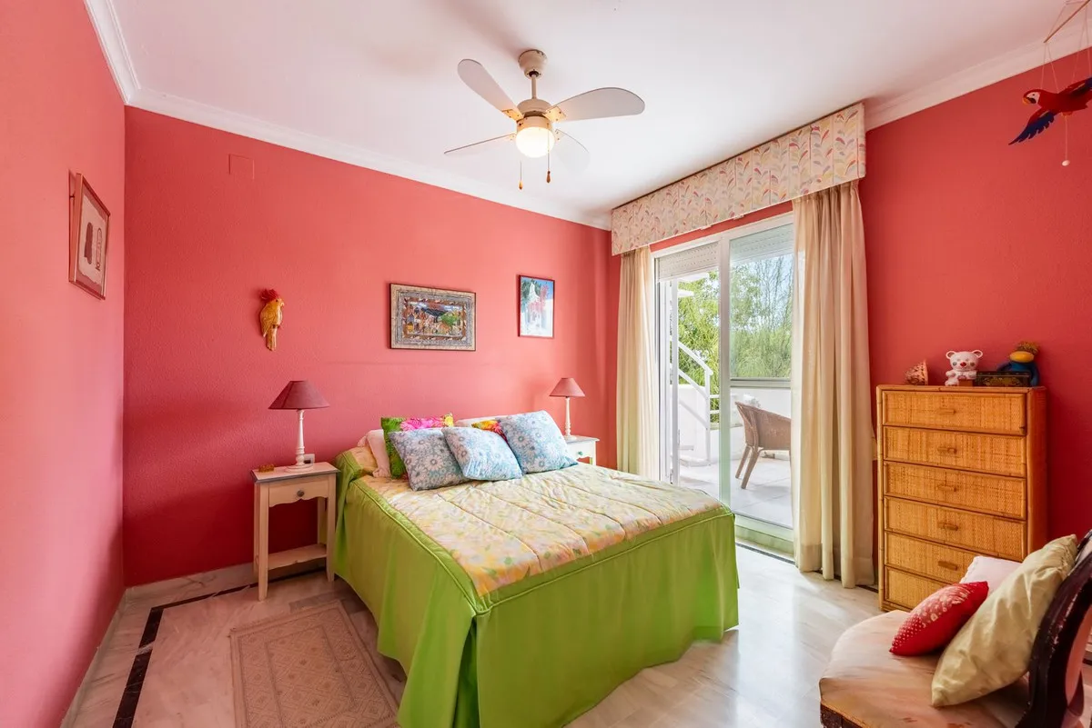 897ab308-4a5d-42c4-96a2-43a6cab562a9