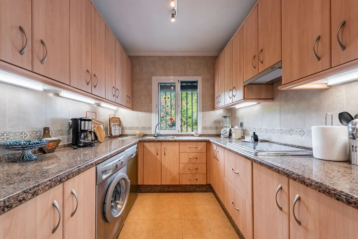 c90dbcc5-771f-4292-bc7a-504683321467