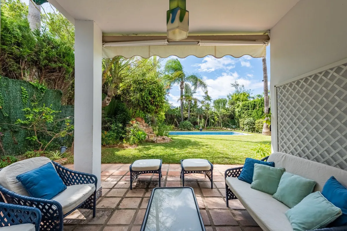 de0e1952-65f2-42cd-a127-dd7056904bd9