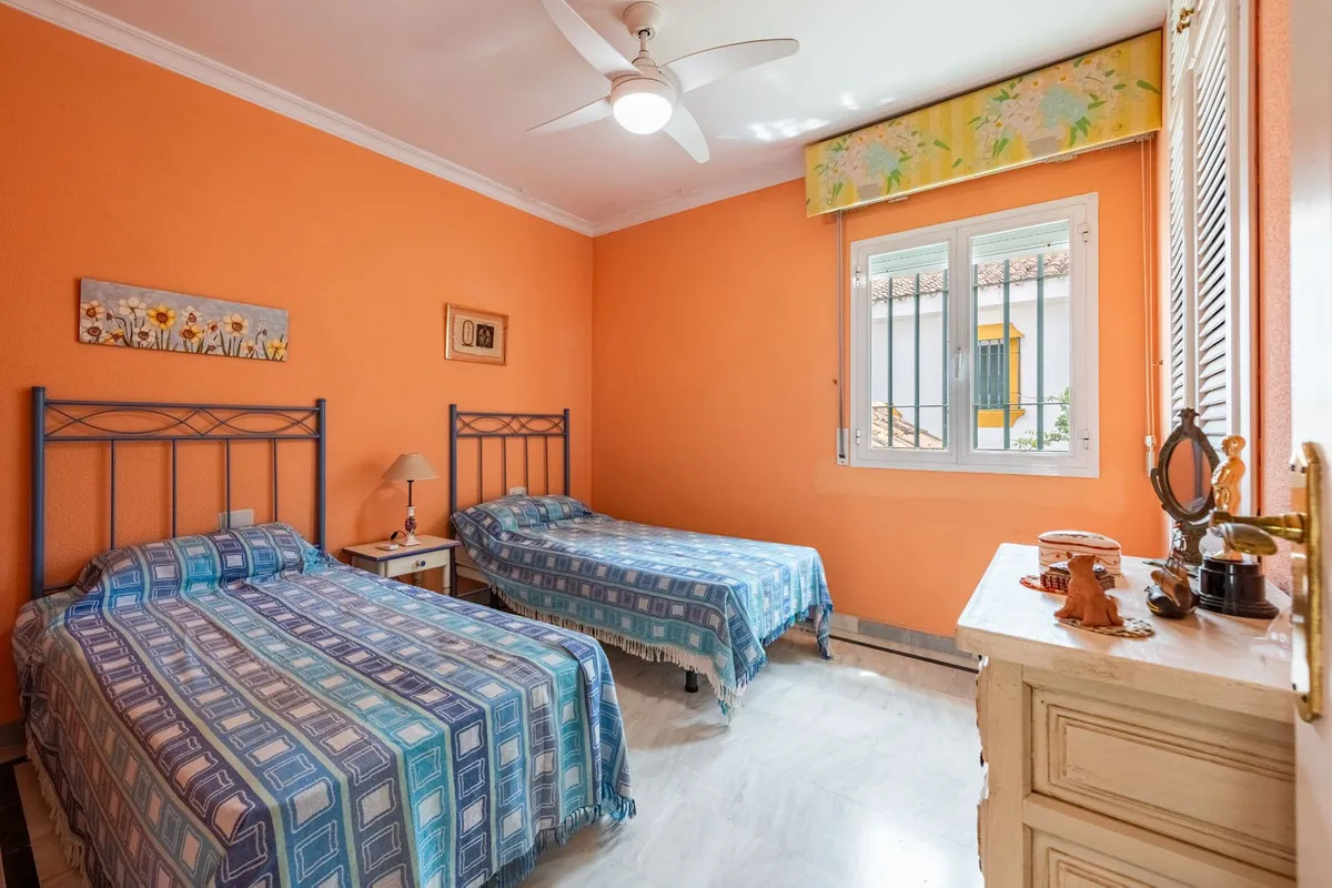 fad27304-a3c0-42da-9e50-4e0c8ff2f3f0