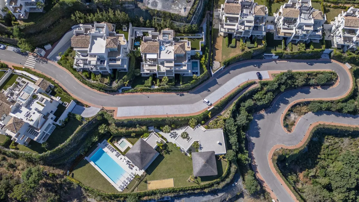 2a60fba7-e6fb-4bc7-9f6f-a911ec4f90d7