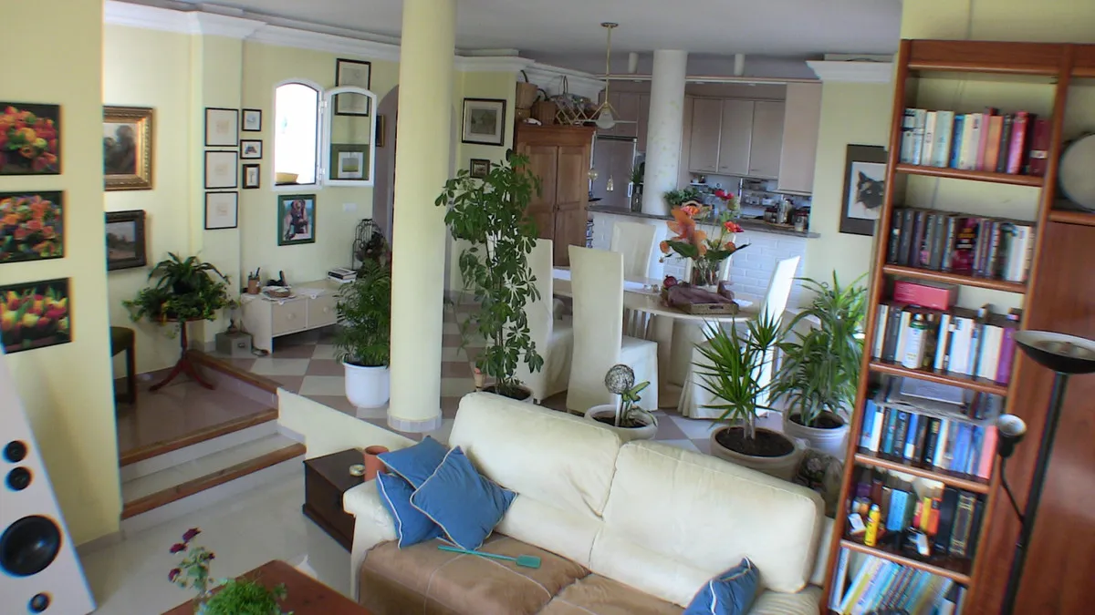 75d19105-f11d-4952-af03-15827744bbca