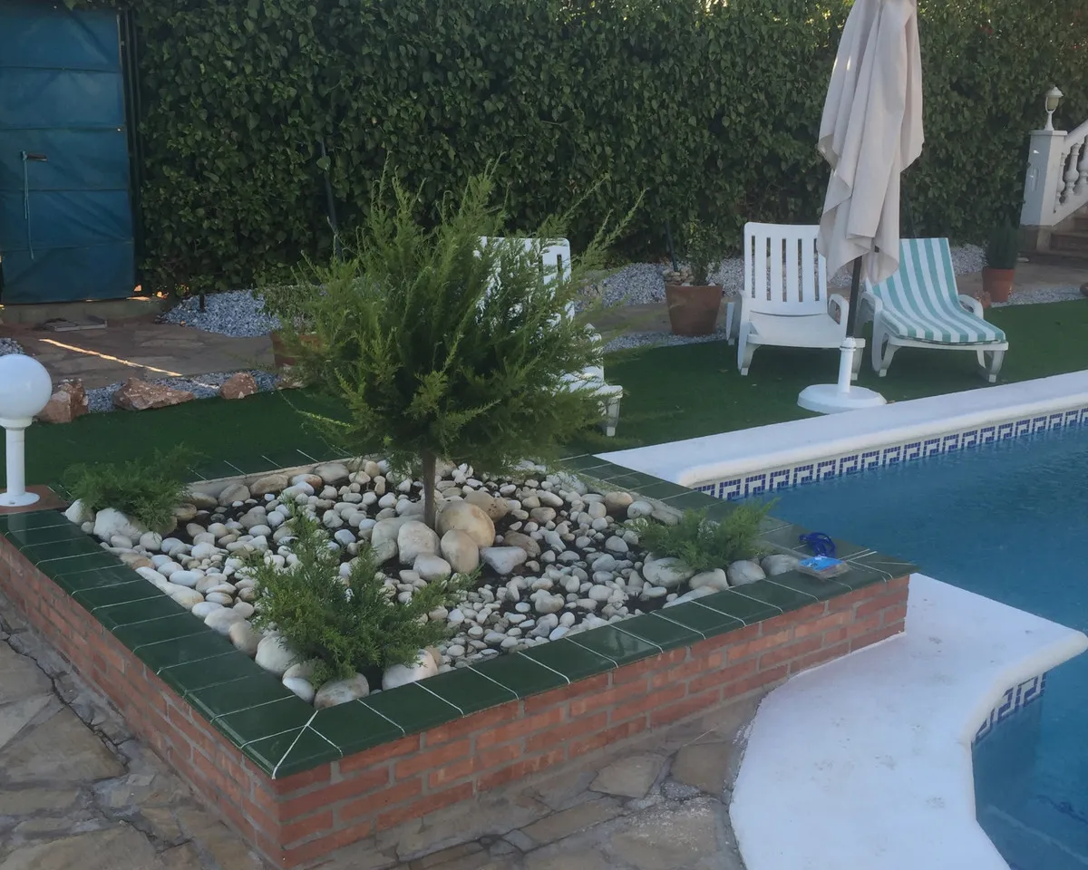 98cc7c9a-e3c5-412f-8f38-1f04f48f6fb8