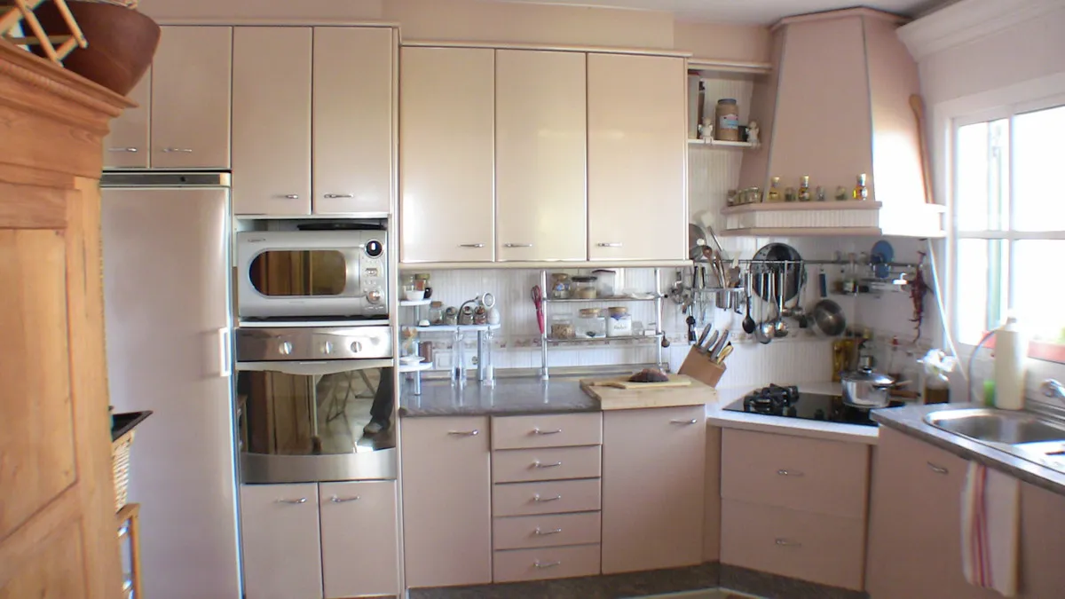 c6326396-6503-4080-b941-0bebee7345f7