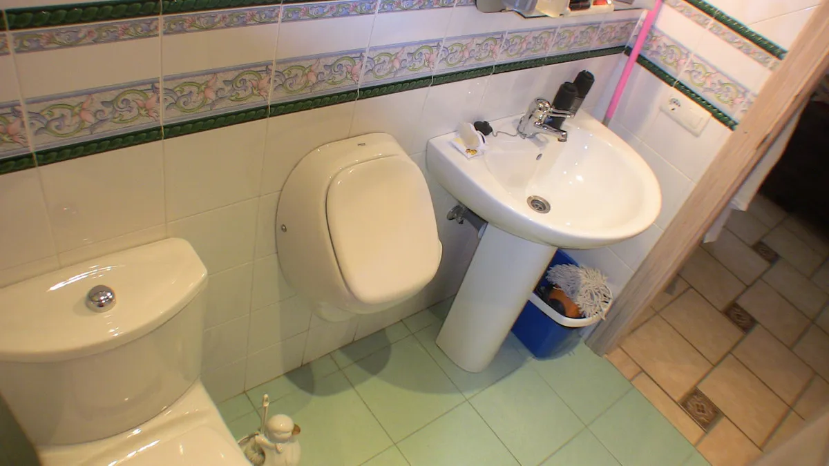 ffc358dc-6b06-46d3-b87a-1bd926dcc4bd