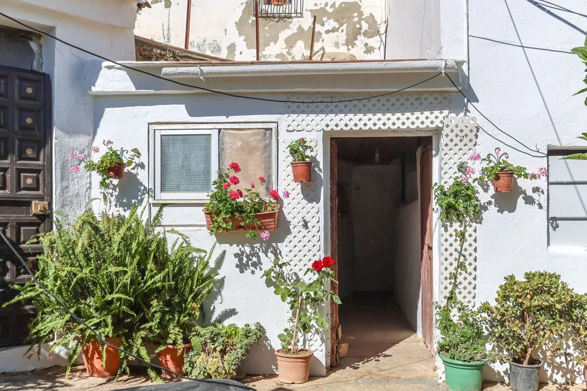 1384000c-00f8-4d89-8da1-dabe6f20f7fd