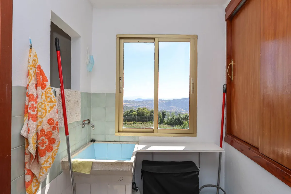 23df4825-2cb7-4a54-a731-f0d51d471729