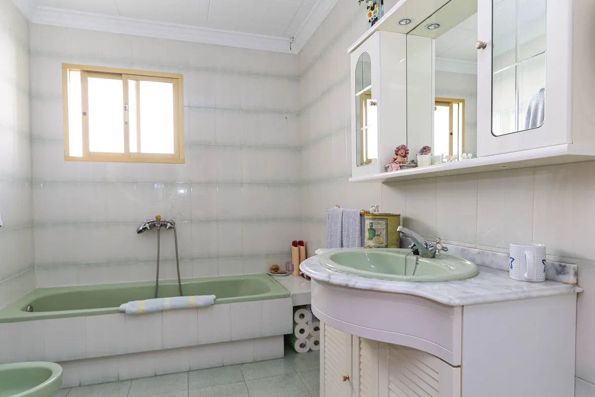 3a538c81-4081-4198-95e9-2d1bab61fa06