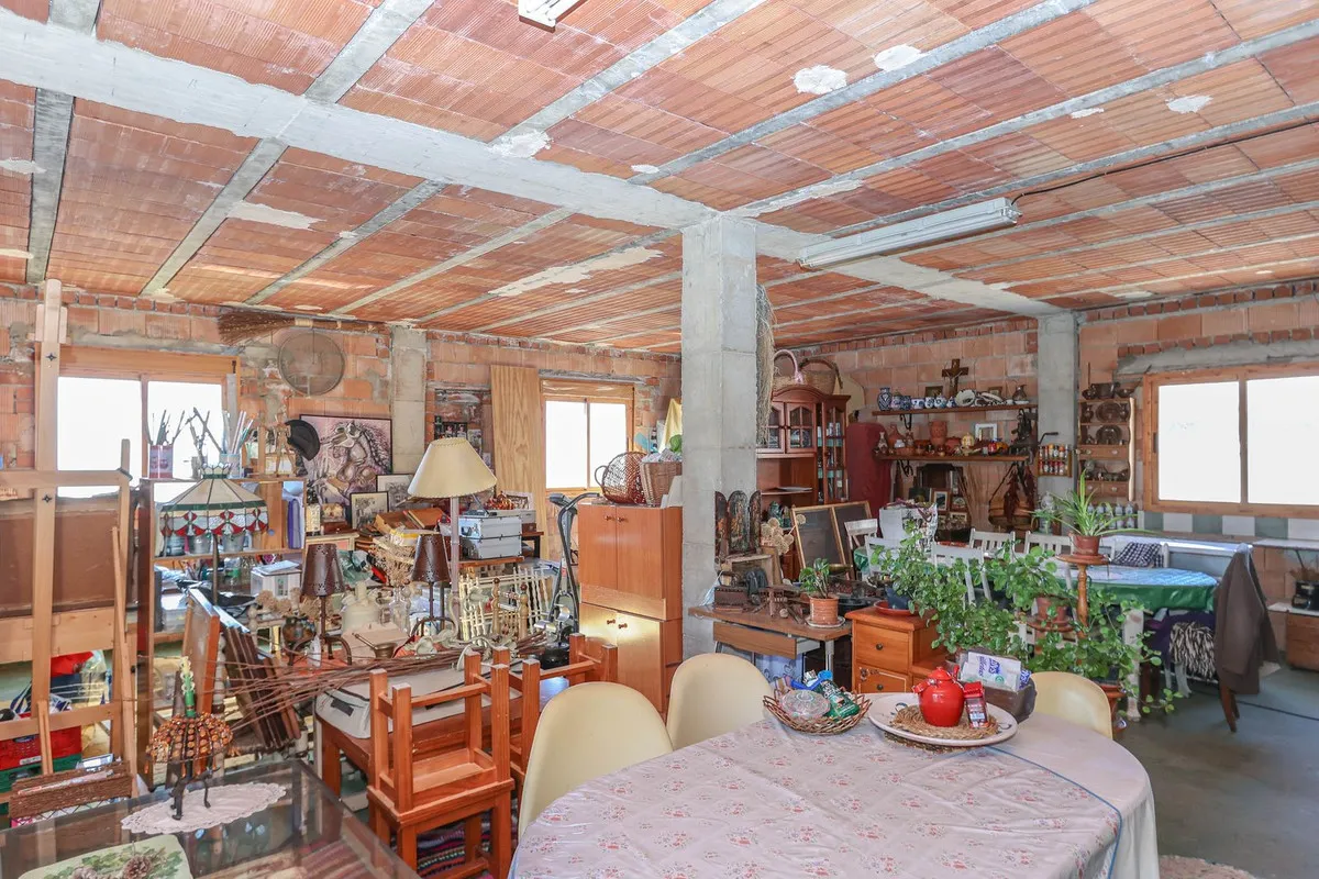 d6215133-39b4-4335-927b-bad6f31f5cf1