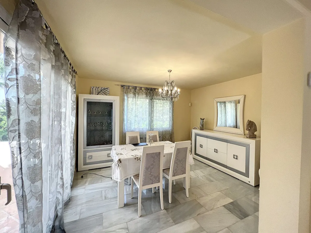 0c3bf9fb-7ec3-4469-8a94-e12853e56e31