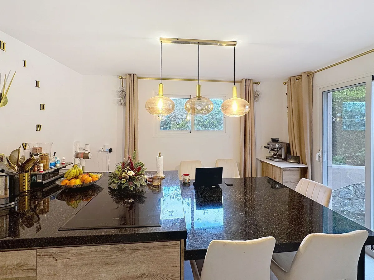 5e4091df-686e-4176-9544-ef6a5dc6ed54