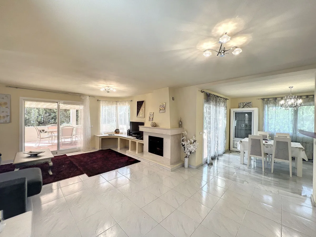 9f1b8bd1-3109-48a0-b75e-e1ecd2195978