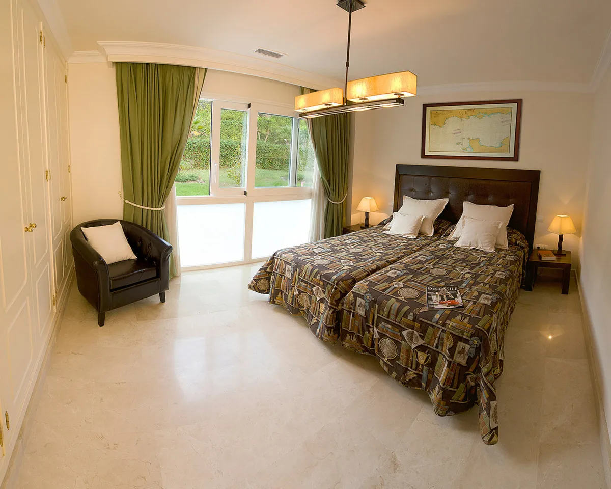 89fb1d1b-01f2-4bfc-b20d-0e7c1f86fdea