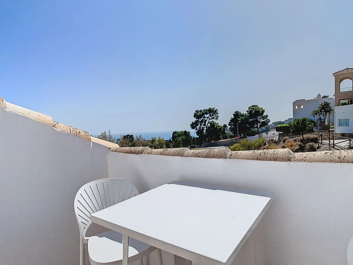 6830fa19-8c15-4963-bf78-4a49259c5b84