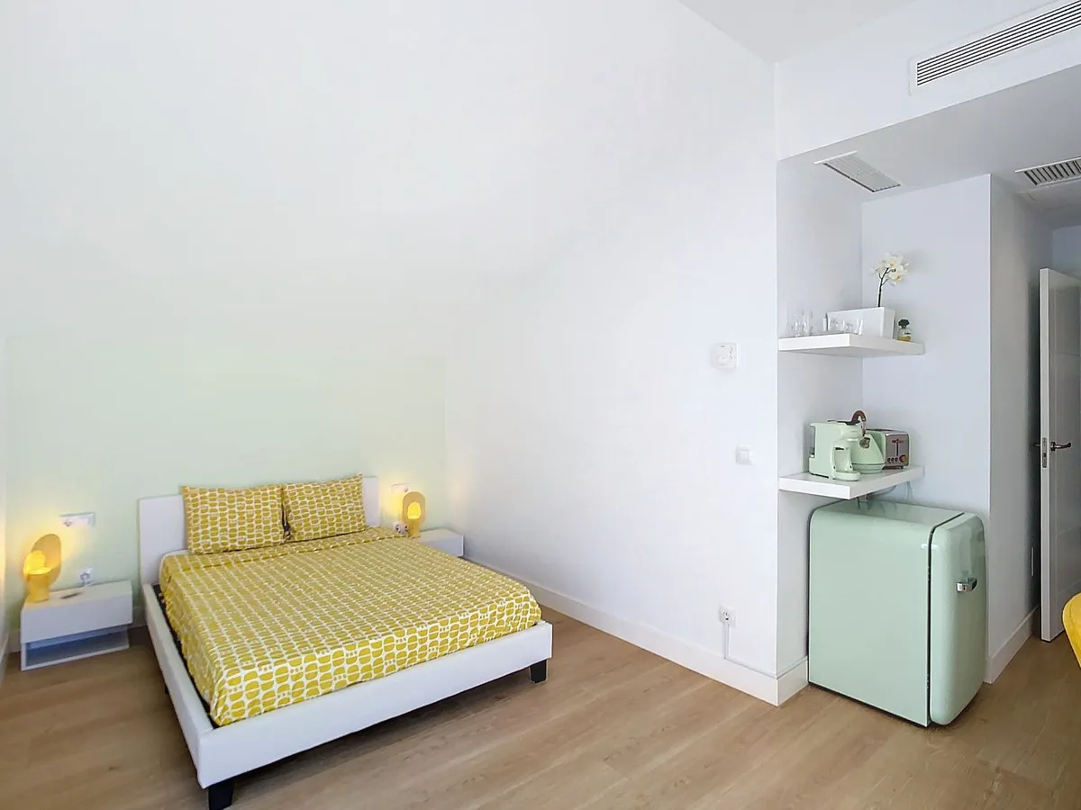 7e75cd41-d27c-4cdd-bcc5-23a526827af9