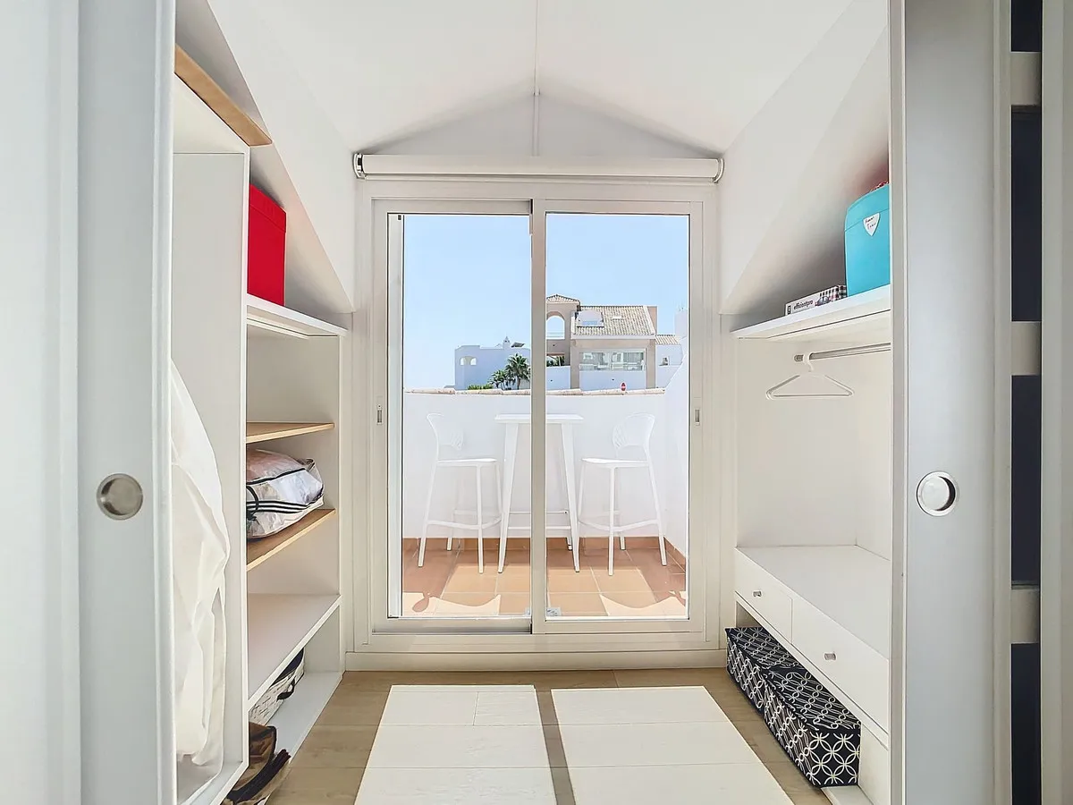 a3207abd-6357-459b-a098-ed33d36c39a5