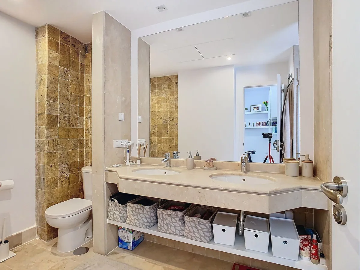 fed22203-83f3-4be4-b10a-f4a12a98f89f