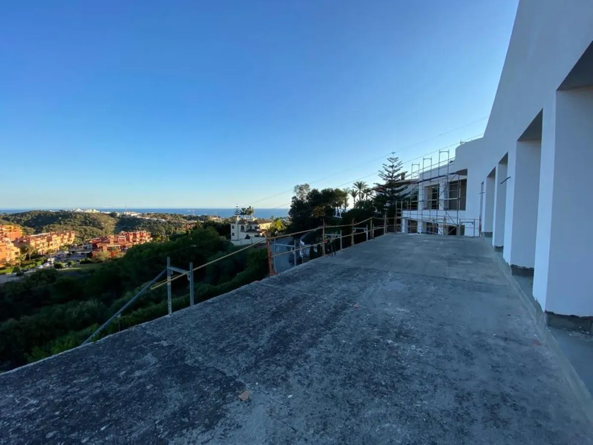 607dab06-3b21-4d41-88e3-e60fb3ecab50