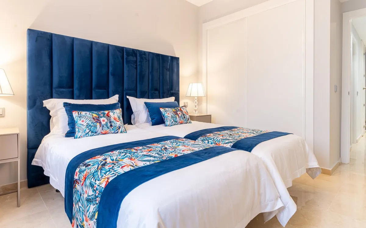 775e30eb-e8f7-4e9f-ac7c-40f3071638e3