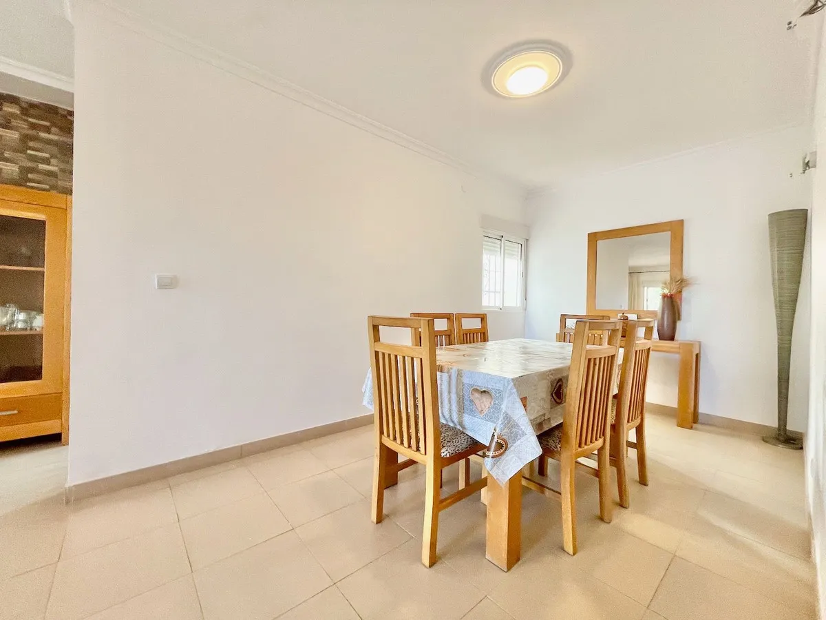 2cbcabd6-a119-42d4-aeaa-34109c7ed4d8