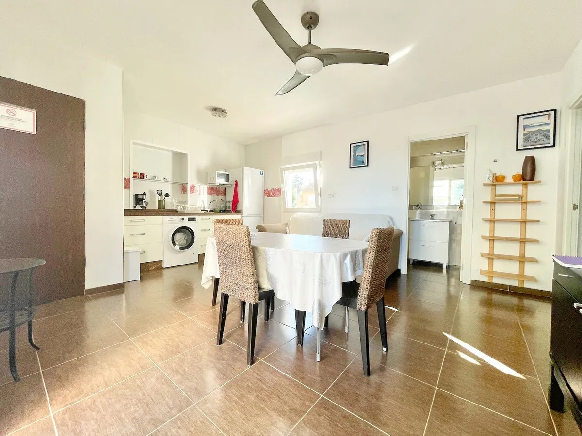 801e051e-ab37-4a8a-b409-999d188bf38b