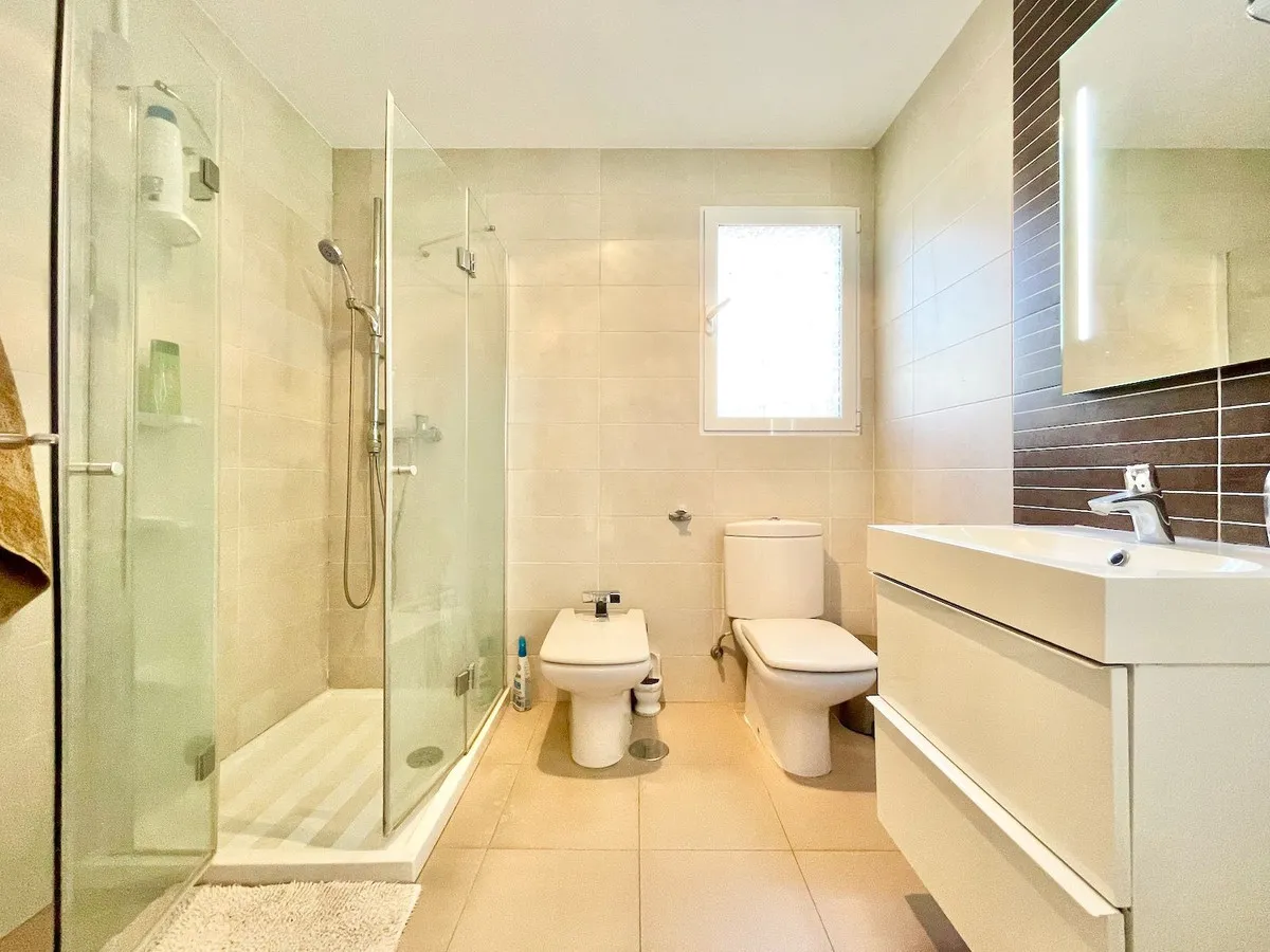 808ed3f0-8203-4ef9-a869-16bc91f06ab6