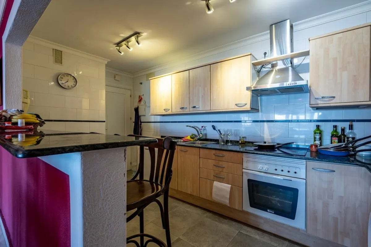 4657b158-18a3-4f58-89b2-e187430b3a72