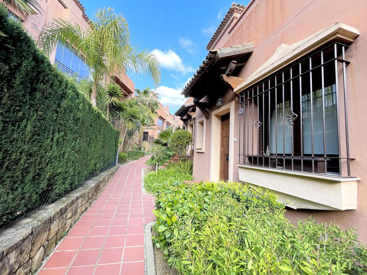 26e37482-223a-49b2-8d65-e5afd5fbfab4