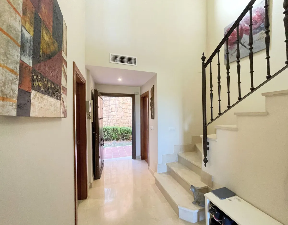 4d63f833-4681-4a19-abd7-b9c6788e78c2