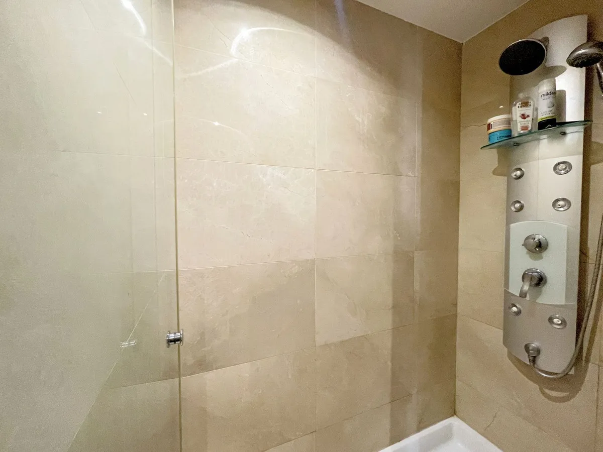 a4956bb0-c171-4bcc-a293-84f9f0d0ffa6