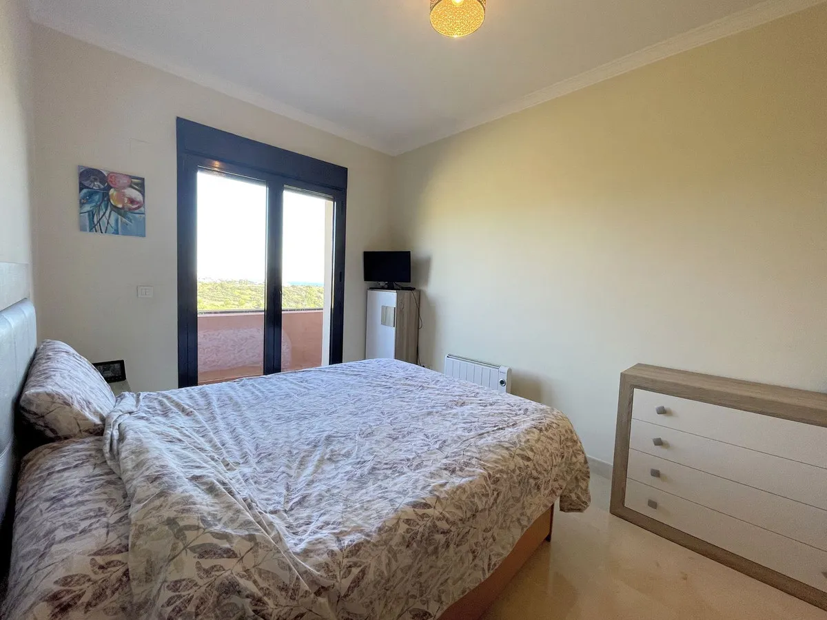 d0940bf9-e3ed-43f7-939b-164e931590f8