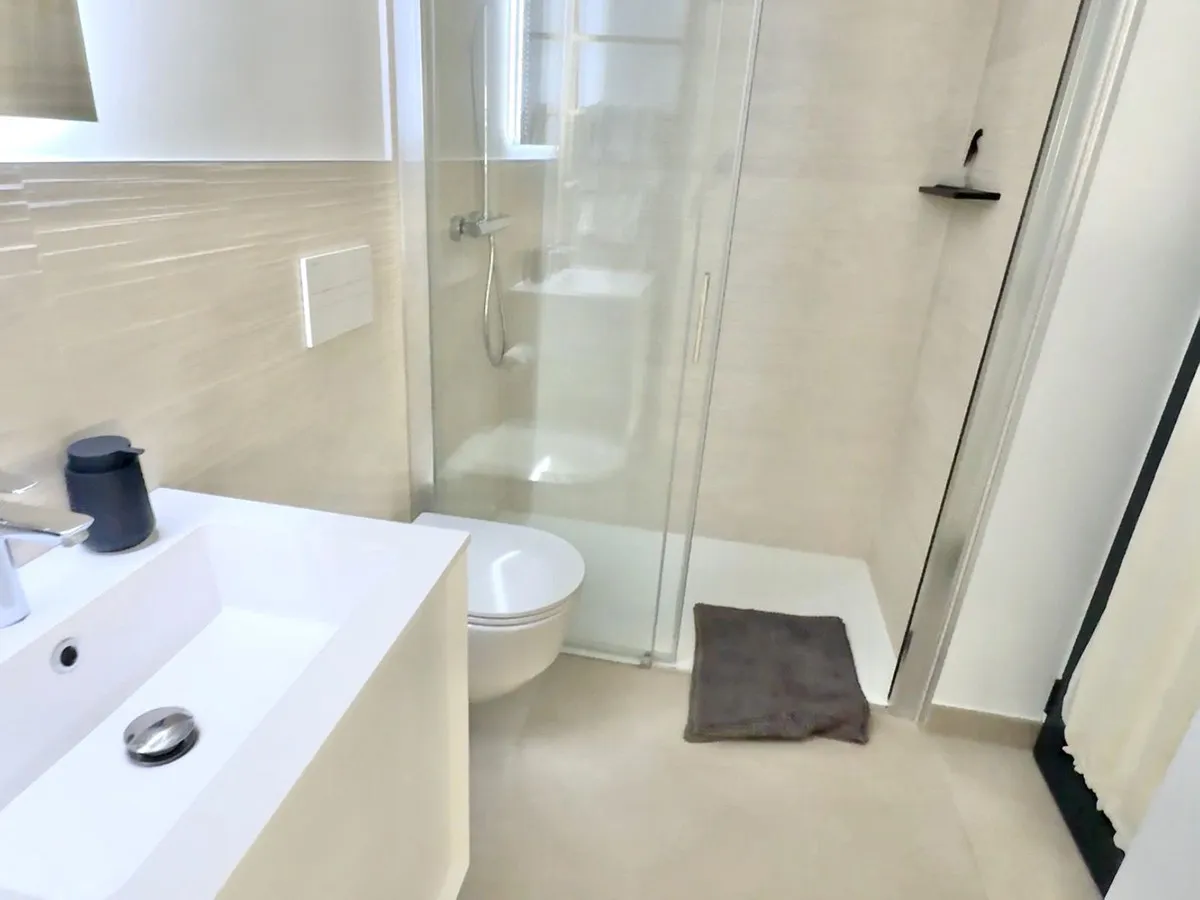 abbb0d97-1c2f-4b70-a247-f0efd9b5beec