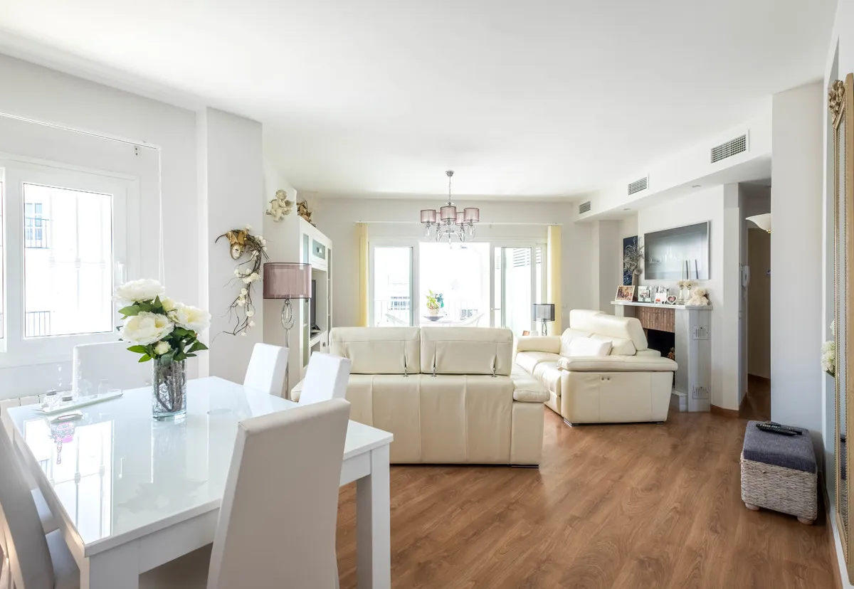 033d2f18-7b8c-4920-a92e-3fd7eb94f722