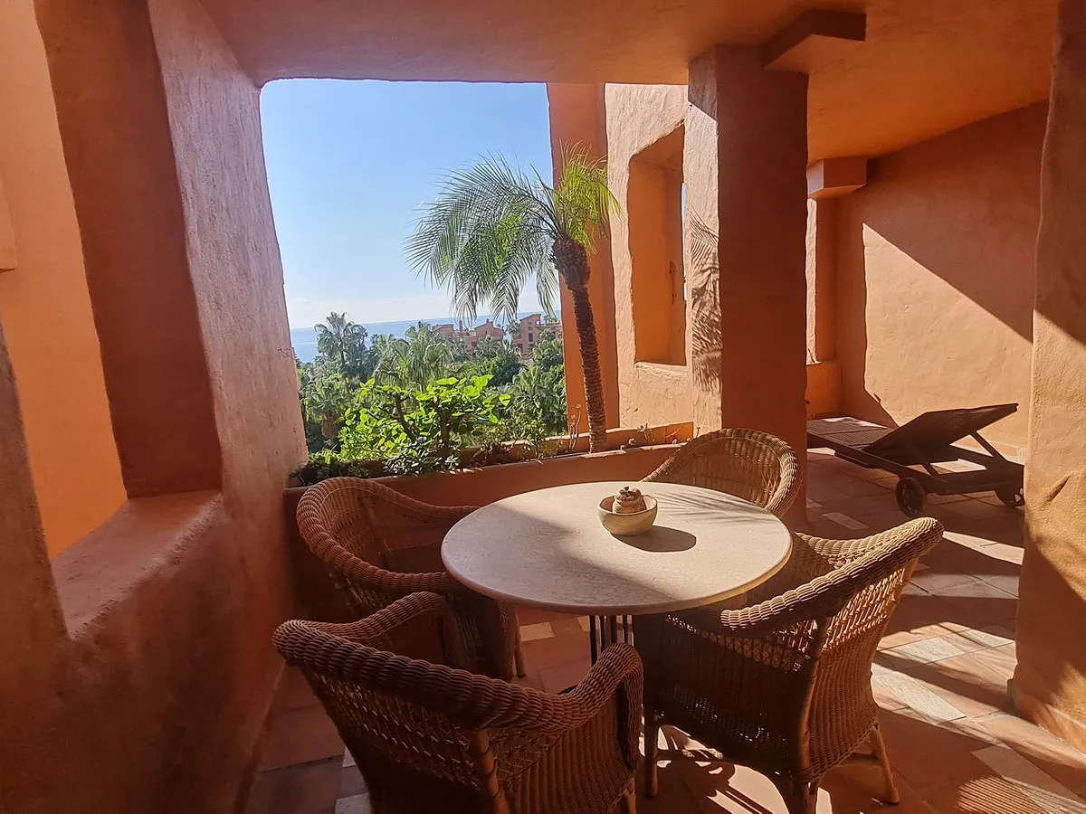 3fc9402a-ae01-4159-aae2-51c474e6897c