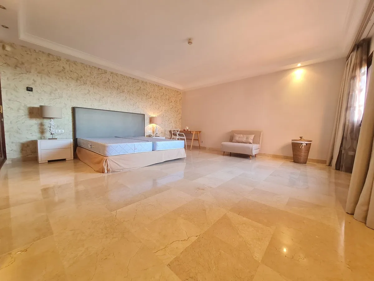 40f548dc-e444-4304-9bd7-406b5155e6a9