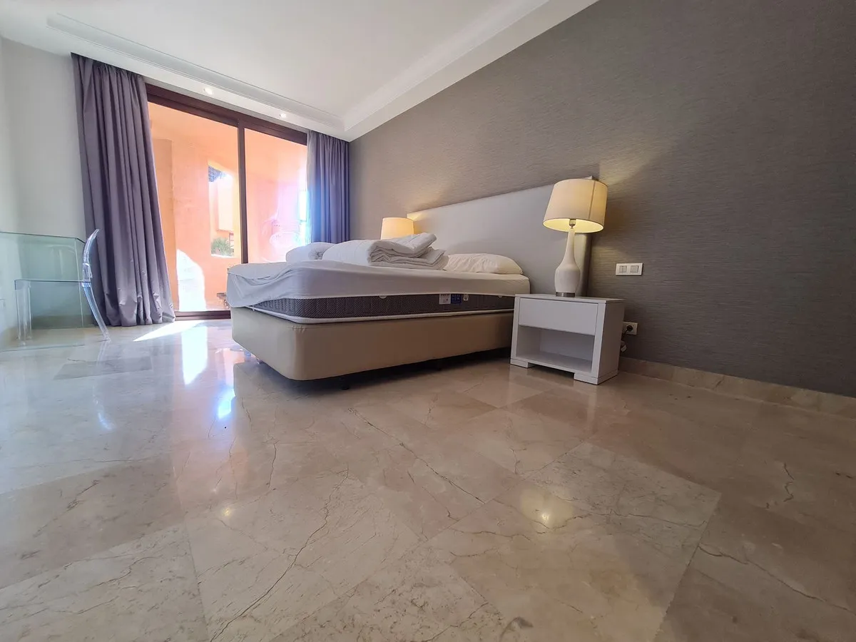 7d6101af-2a49-403b-be8a-ed00cdf9bcc2