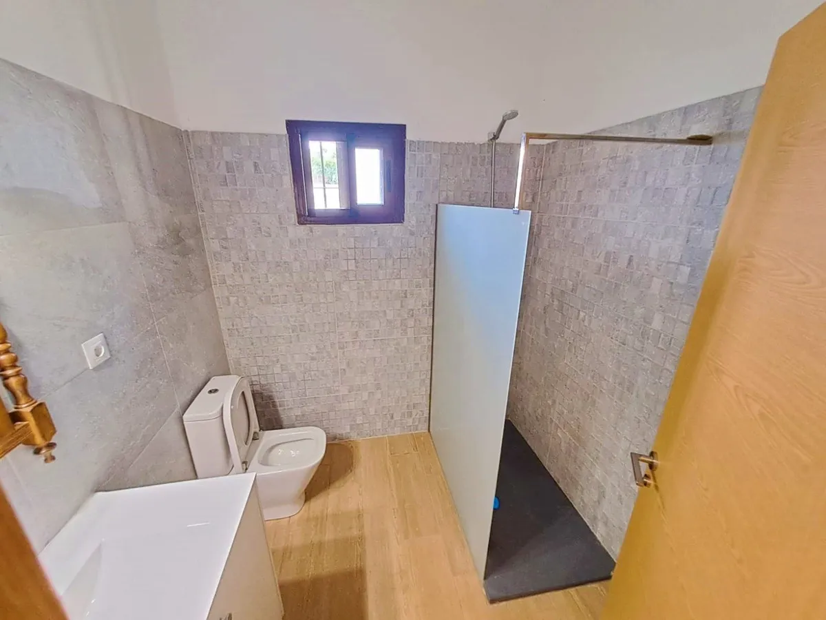 6bdbc911-f140-44b6-9412-2c216b12217b