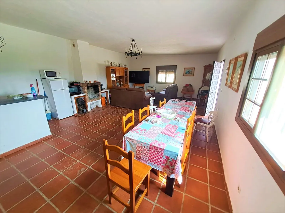 f8420f00-669b-4f95-a6ff-47845b87de53