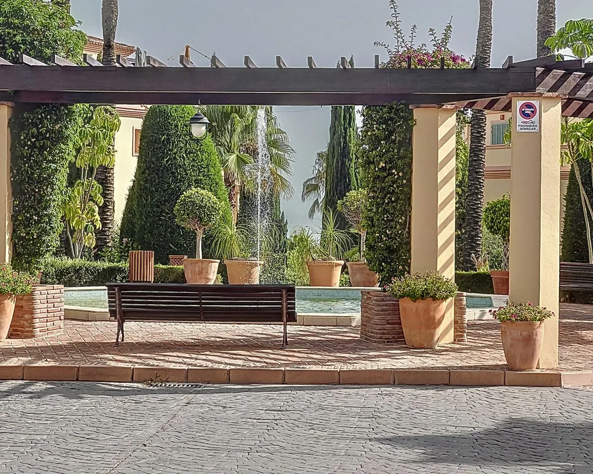 02f942ec-8768-45c8-a443-84f8f050d97f