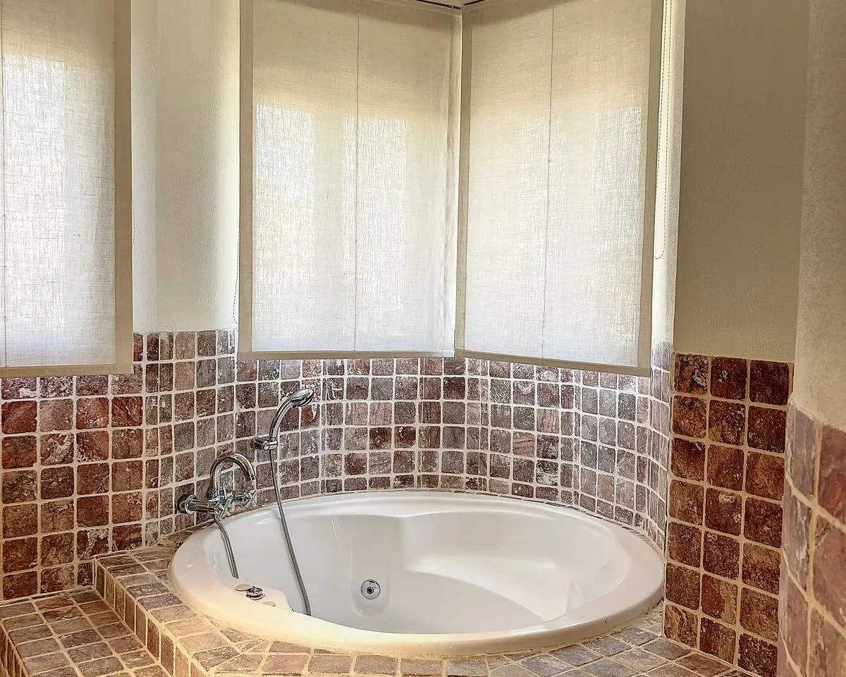 91f700c4-2a23-4a75-a7c5-78e0cdf436fc