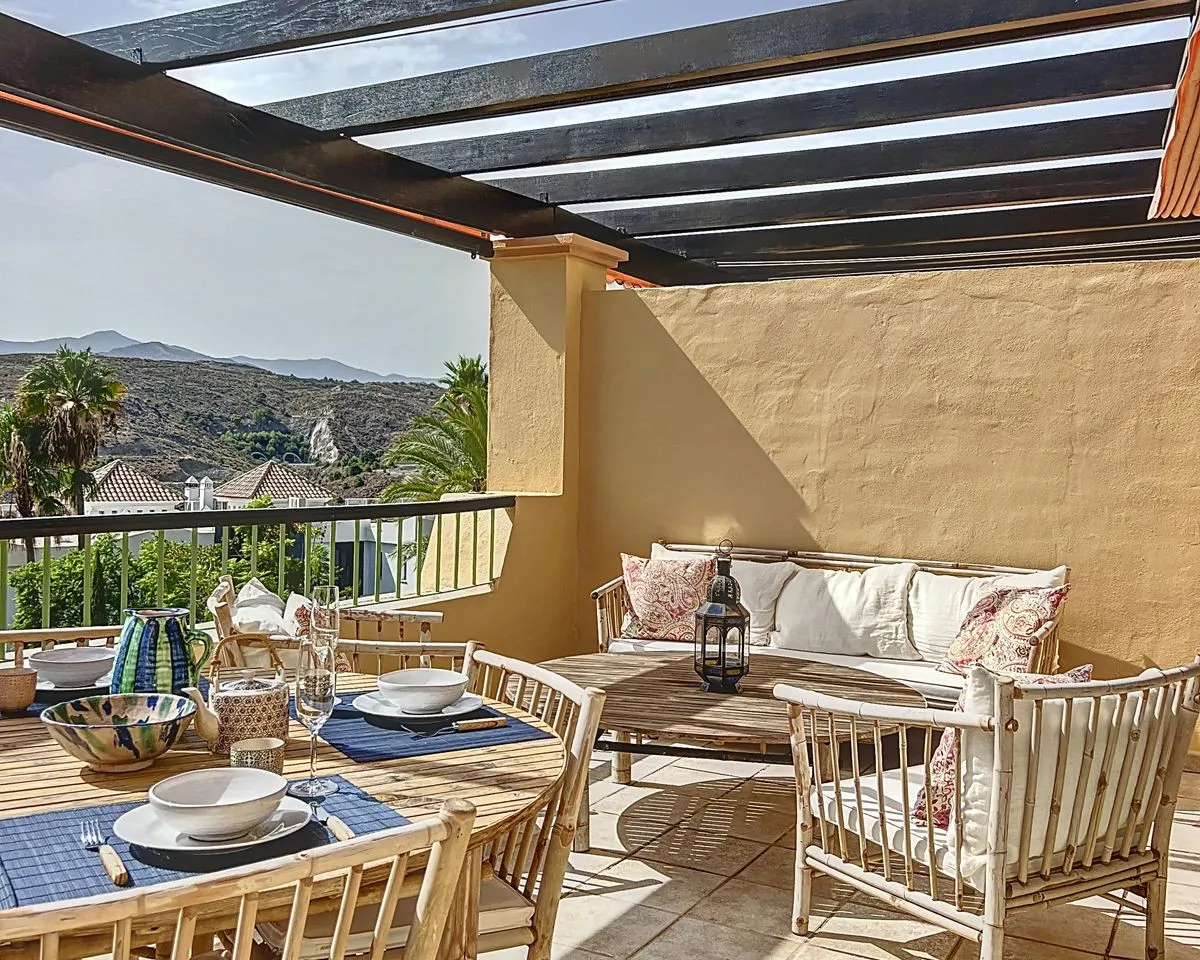 9233027d-ff1a-4b87-8b9f-9131bdf9c4b1