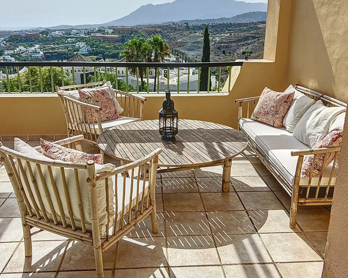 bcde0212-72f9-4a14-ba14-c3f204159c90