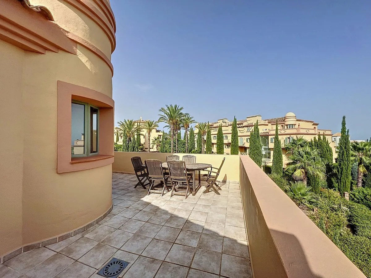 d410e282-ddd0-47e5-9d9f-4588f32c4c92