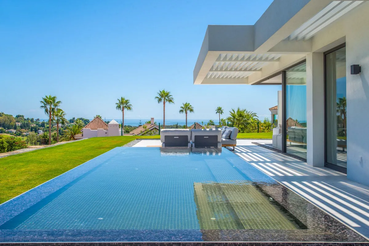 24e0ddfb-9e31-429f-babc-e23690dcad28